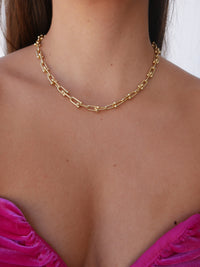 necklaces, gold necklaces, gold plated necklaces, statement necklaces, fashion jewelry, 16 inch necklaces, chokers, short necklaces, gold jewelry, fashion jewelry, accessories, tiffanys necklaces, gold accessories, gold plated jewelry, jewelry for sensitive skin, gifts, trending on tiktok, cool necklaces, kesley jewelry