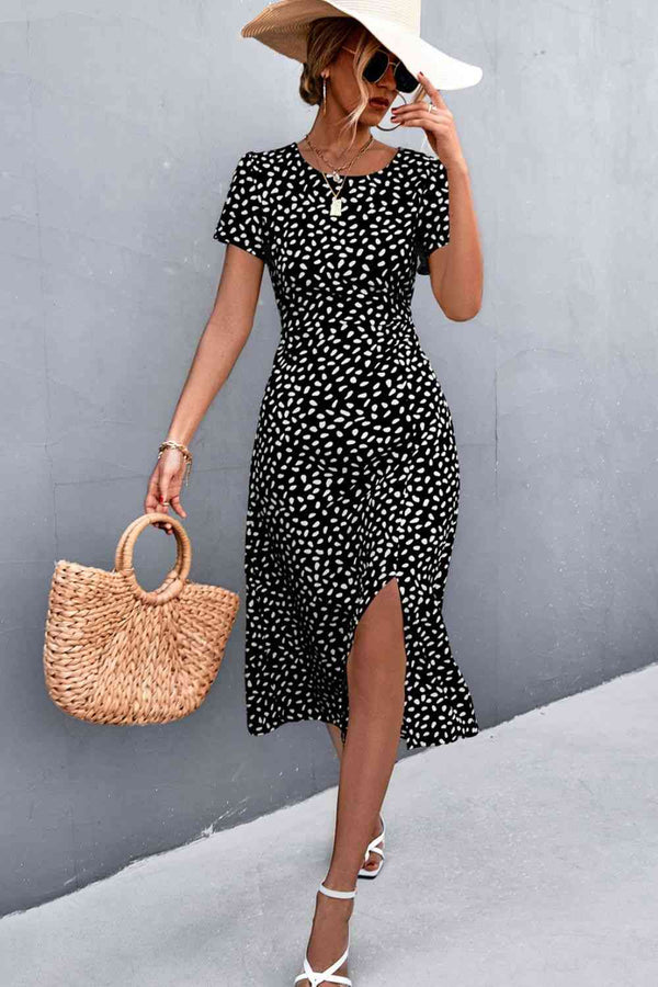dresses, short sleeve dress, work dresses, casual work dress,  classy dresses, mature dress, day dress, vacation dresses, nicd summer dresses, black and white dress, casual work clothes for ladies, professional work dress, lunch outfit ideas, dinner outfit ideas, polka dot dresses, designer fashion, cheap dresses  