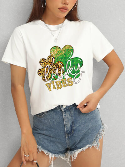ST Patricks Day Shirt Womens Fashion Three Leaf Clover LUCKY VIBES Round Neck Short Sleeve T-Shirt