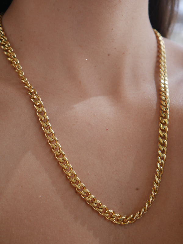 gold chain, chain necklaces, necklaces for men, mens jewelry, gold chain for men, gold plated chains, gold plated jewelry, gold chain for men cheap, cheap jewelry for men, affordable jewelry, gifts, birthday gifts, anniversary gifts
