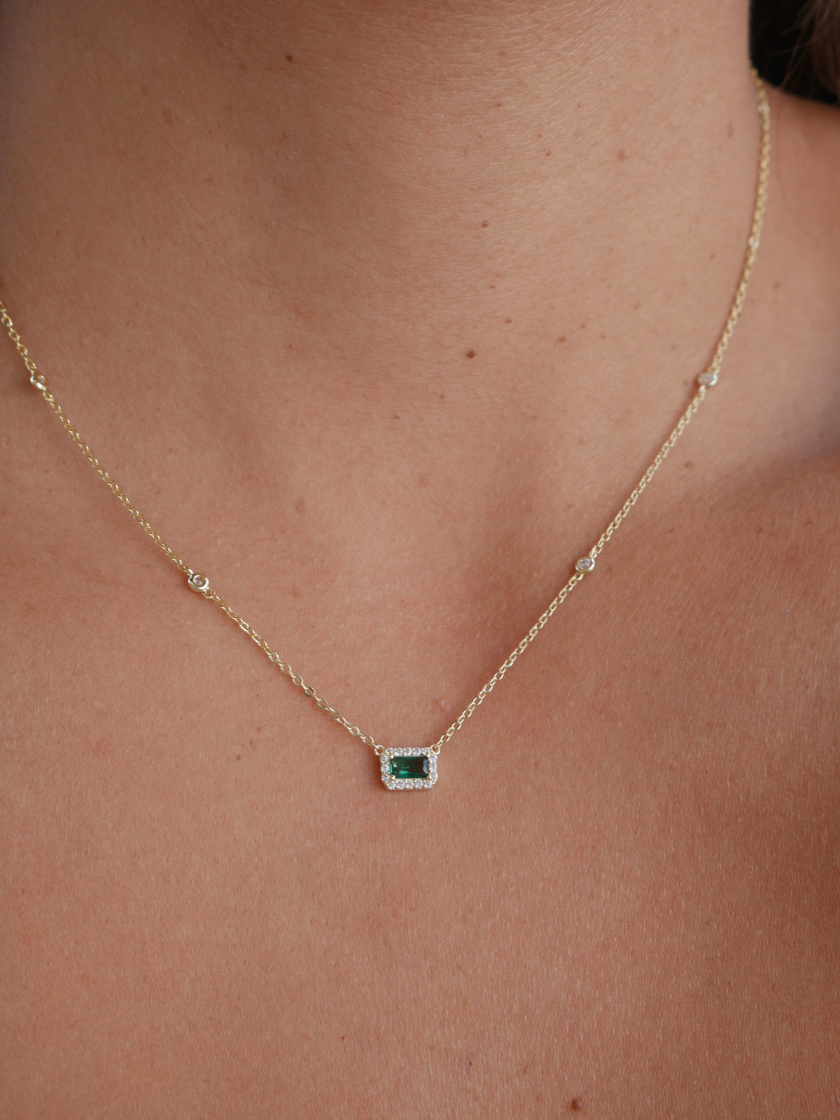 gold and green dainty necklace emerald green necklaces wedding and bridesmaids jewelry everyday necklaces plain gift ideas influencer style jewelry rectangle necklace gold and green popular trending necklaces fashionable for layering short necklaces Kesley Boutique